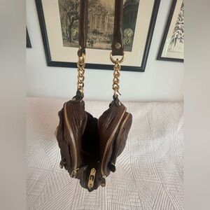 Velvetine leather bag cargo